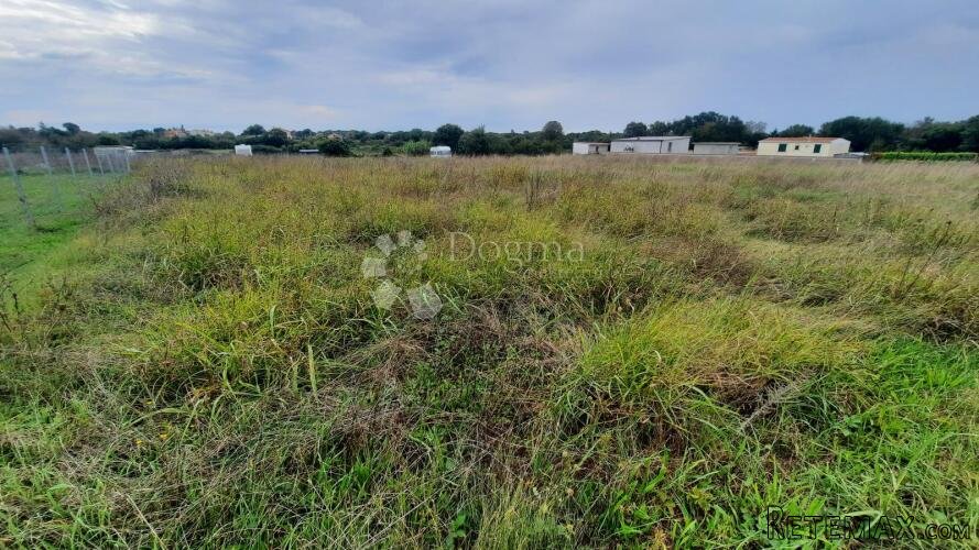 poljoprivredno zemljište, Jadreški 500m2