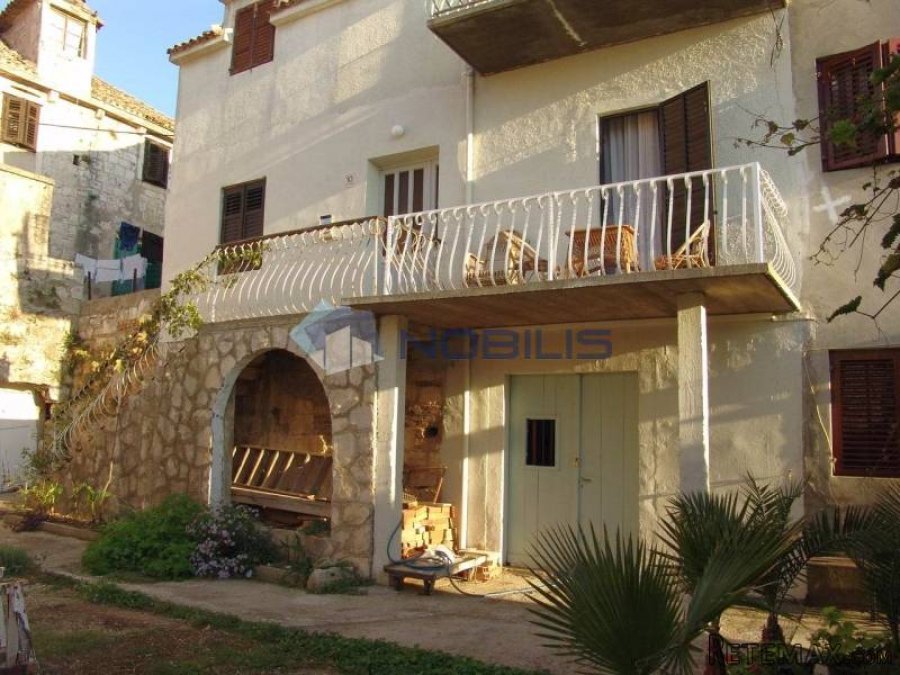 Vis - Kut, kuća 158 m2 s 139 m2 vrta - 2