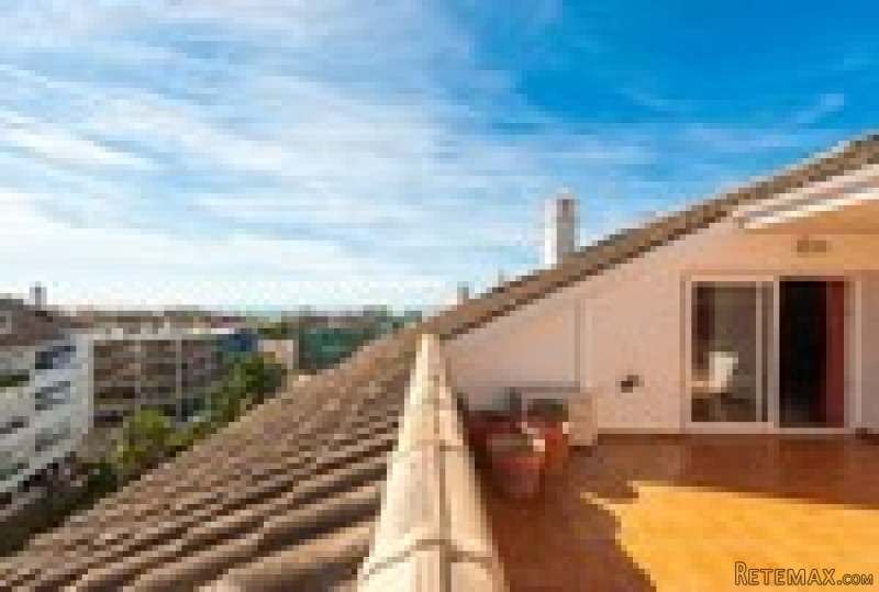 4 Bedrooms - Apartment - Malaga - For.. - 2