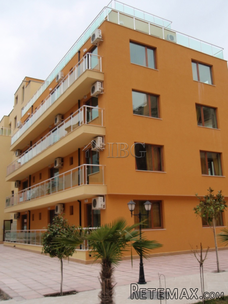 Stylishly furnished studio in Amadeus..