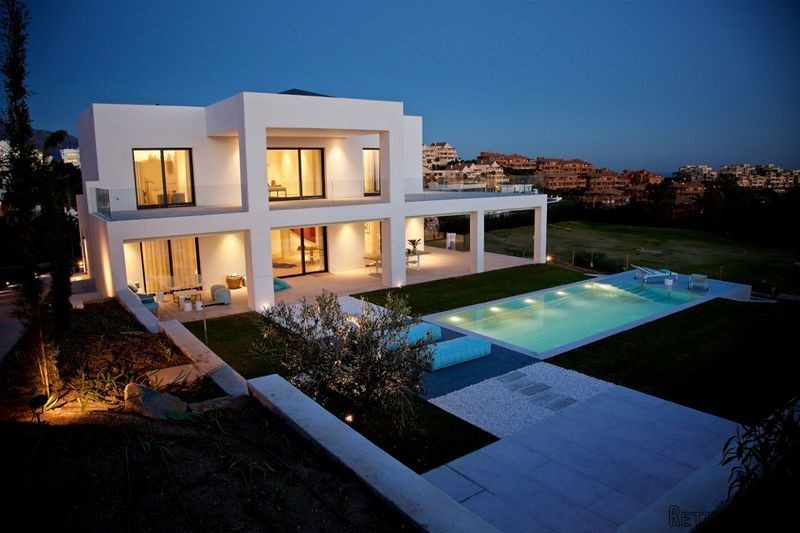 5 Bedrooms - Villas - Malaga - For Sale