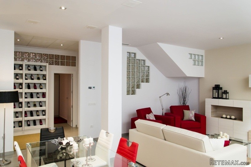 5 Bedrooms - Villa - Alicante - For Sale