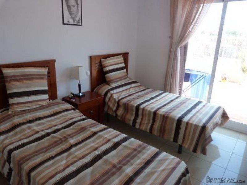 2 Bedrooms Apartment For Sale - 2