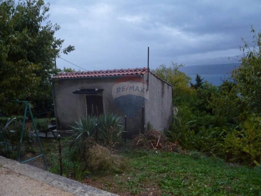 BRSEČ - građevinski teren s kućicom - 2
