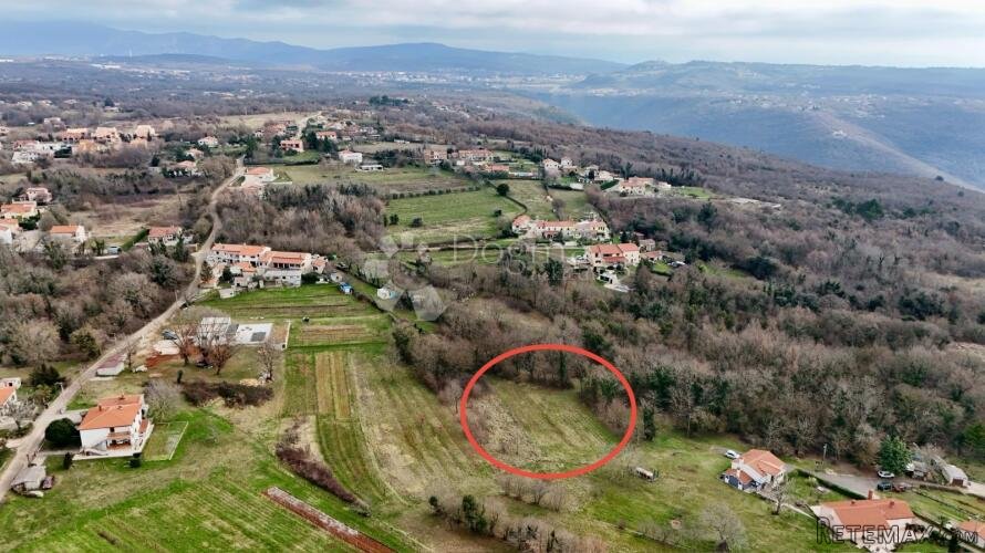 EKSKLUZIVNO! Građevinsko zemljište u Labinu! - 2