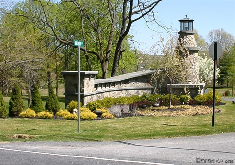 Land For Sale: 10 Anchor Dr Newburgh NY..