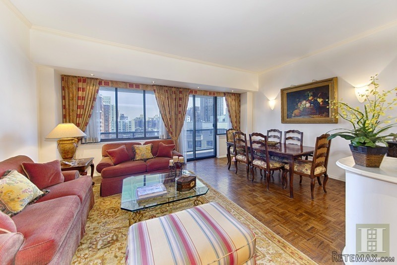 2 bedroom Apartment For Sale: 510 EAST..