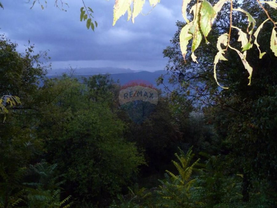 BRSEČ - građevinski teren s kućicom - 3