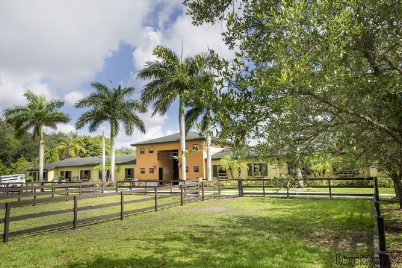 3 bedroom House For Sale: 17450 SW 51st.. - 2