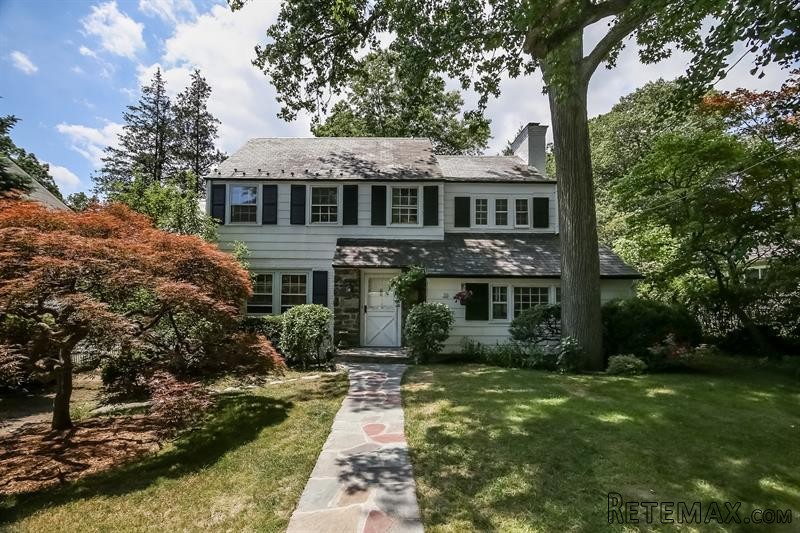 5 bedroom House For Sale: 17 Campbell..