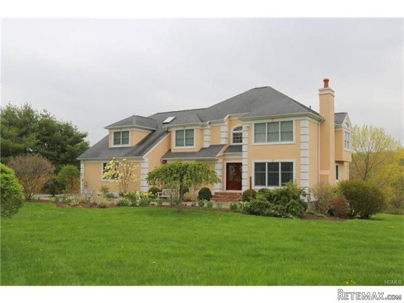 4 bedroom House For Sale: 7 Cale Road..