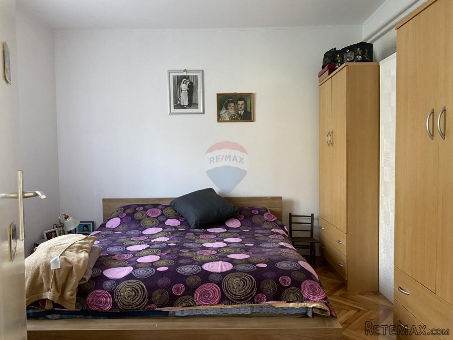 Rijeka, Pulac - Samostojeća kuća s 3 stana, 3 garaže i predi - 9