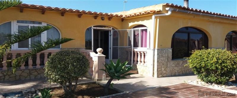 3 Bedrooms - Villa - Alicante - For Sale