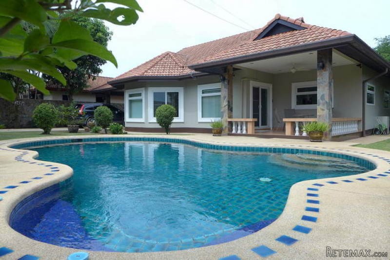 Nongpalai Detached Beautiful Pool Villa..