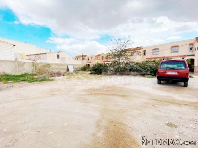 NEW TO VOSS HOMES - Urban building plot of 400m2 on the.. - 4