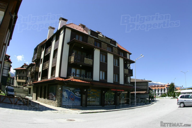 Spacious One-Bedroom Apartment With..