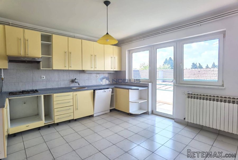 Bjelovar (Centar) 4-sobni stan, 122,42 m2 - 6