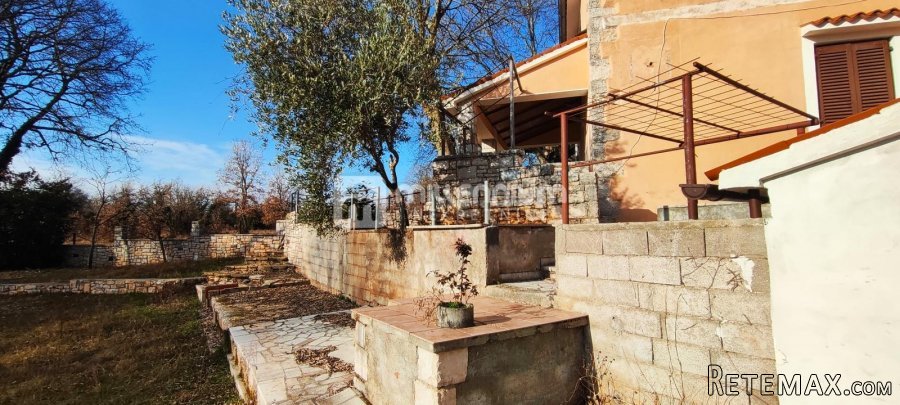 Istra, Baderna, 111m2, samostojeća kuća s velikom okućnicom - 6