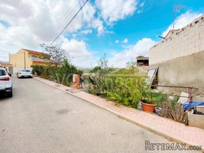 NEW TO VOSS HOMES - Urban building plot of 400m2 on the.. - 7