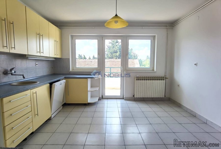 Bjelovar (Centar) 4-sobni stan, 122,42 m2 - 8