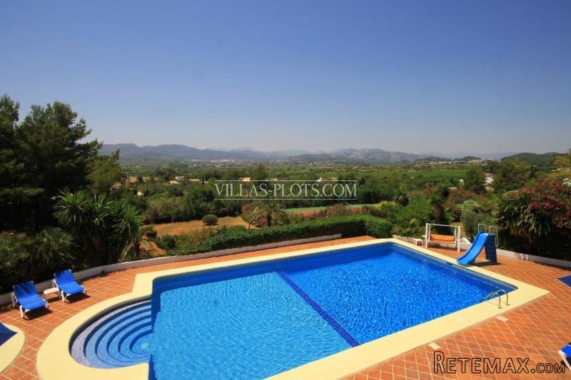 6 Bedroom Villa In Javea - 2