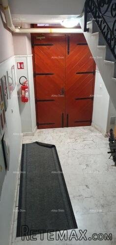 Prodaje se poslovni prostor od 40m2 - 2