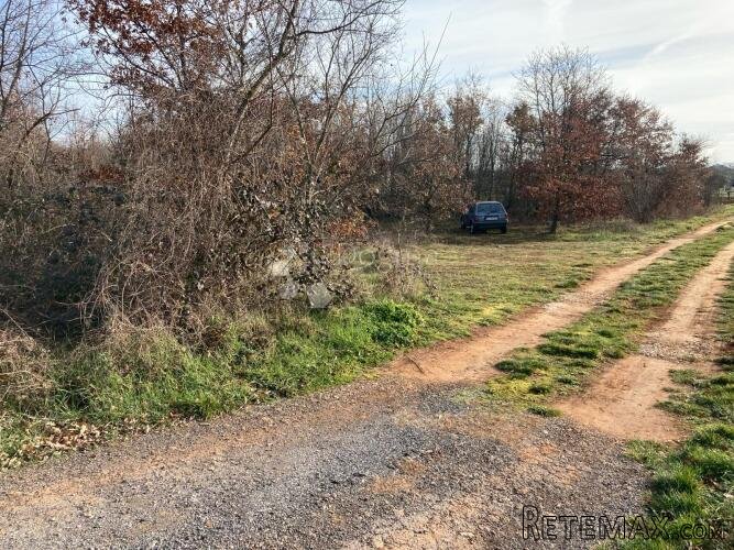 Zemljište na traženoj lokaciji! - 2