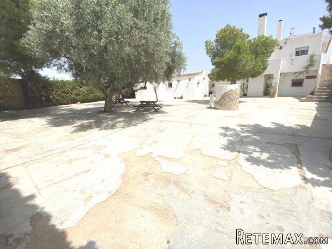 NEW TO VOSS HOMES - GREAT B&B / GUEST HOUSE BUSINESS . Semi.. - 4