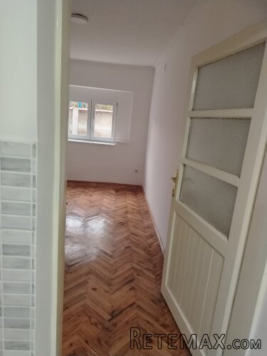 Prodajem deo kuce u Pancevu - 7