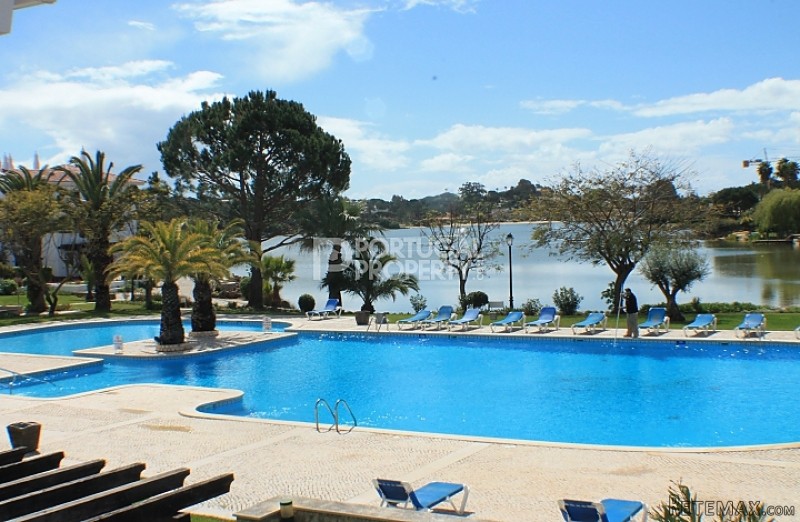Spacious duplex Lakeside apartment with.. - 2