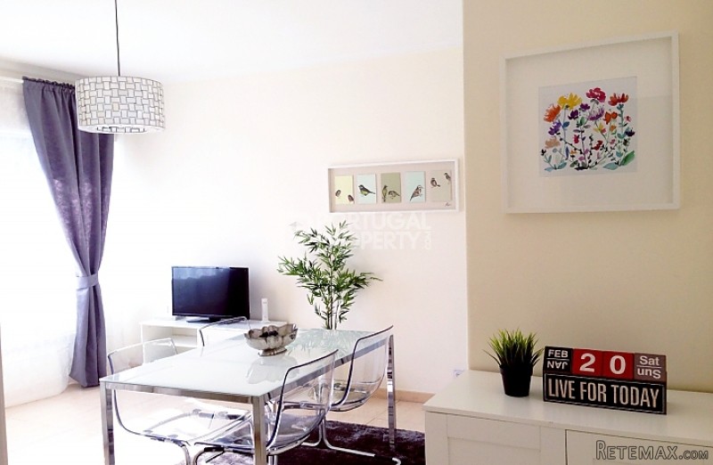 Gorgeous 1 Bedroom Apartment Close to.. - 2