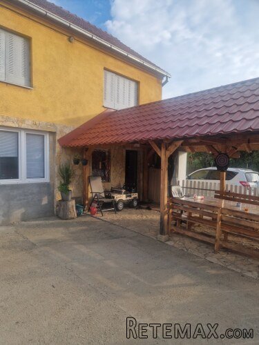 Prodajem kucu Gornji Milanovac-Boljkovci - 2