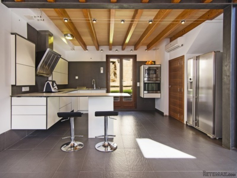 Modern Spacious House At The Outskirts.. - 2