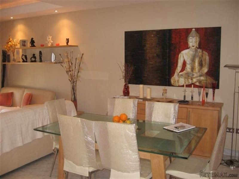 Flat, Luxurious Finish - 2
