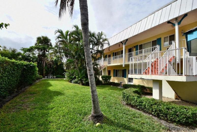 1202 Palm Trl #6, Delray Beach, FL -.. - 2