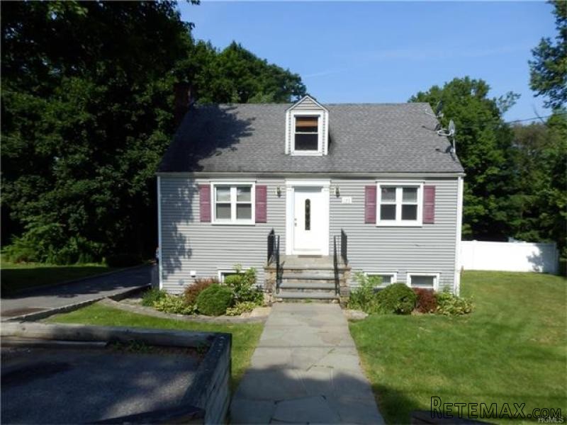 3 bedroom Flat For Sale: 135 N Brewster.. - 2