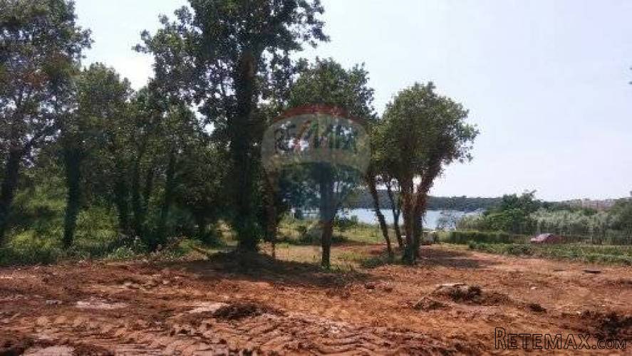 Istra,Banjole, građevinsko zemljište uz more - 3