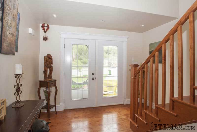4 bedroom House For Sale: 95 Braemar.. - 2
