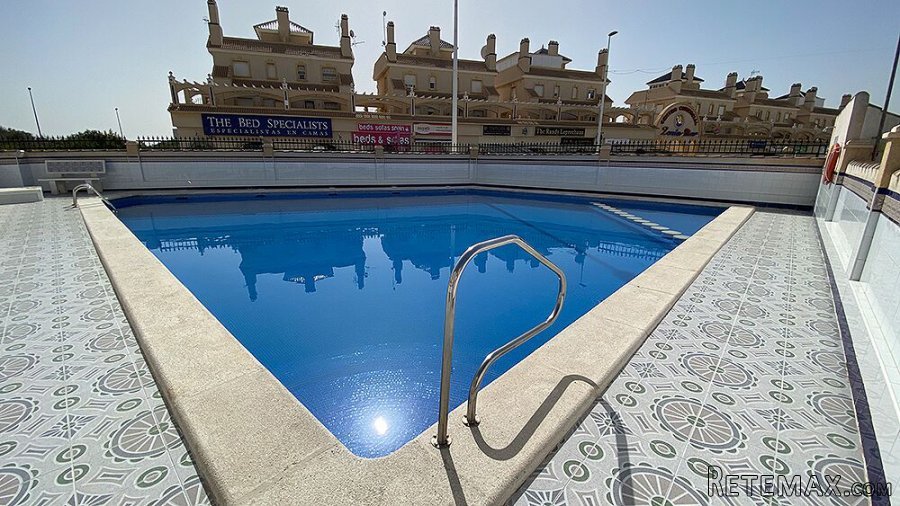 APARTMENT IN THE HEART OF LA ZENIA2 BEDROOMS1..
