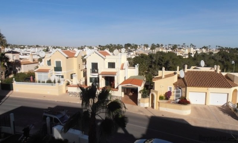 Detached Villa In Villamartin, Orihuela..