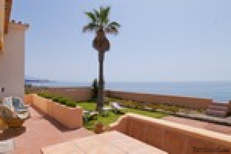 4 Bedrooms - Villa - Malaga - For Sale - 2