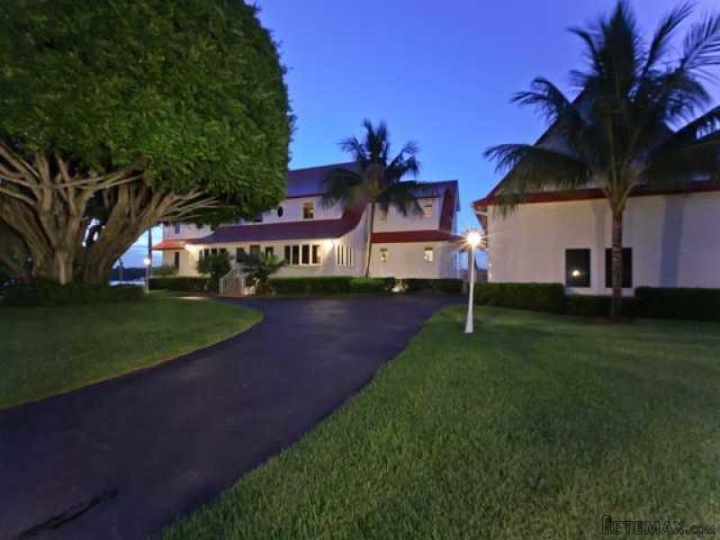 4 bedroom Residence For Sale: Jupiter.. - 2