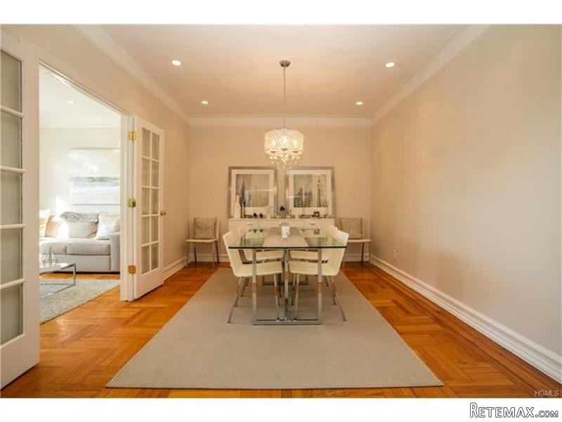 1 bedroom Commercial Property For Sale:.. - 2