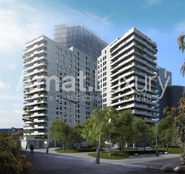 5 bedroom Flat For Sale: BARCELONA..