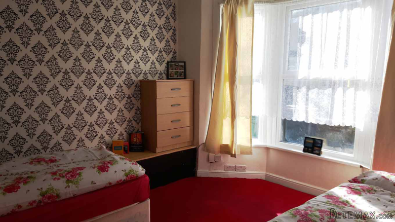 Double room, Zone 3, Leyton