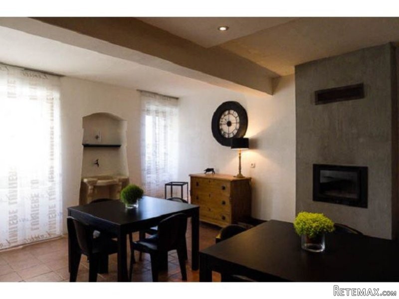 Renovated Townhouse With Roof Terrace - 2