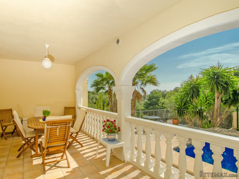 4 Bedrooms - Villa - Alicante - For Sale