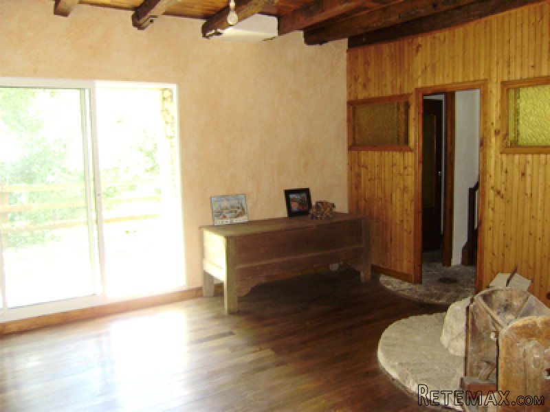 Stunning Setting For This Former.. - 2
