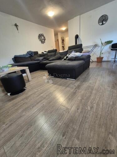 EKSKLUZIVNO! PROSTRANI APARTMAN 69 m² + 172 m² OKUĆNICE - 2