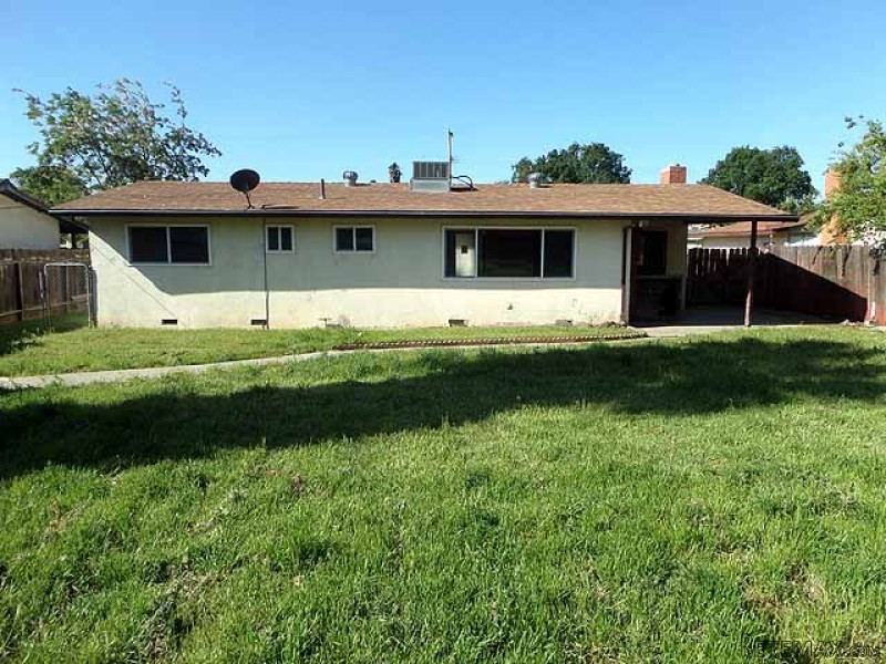 1325 Aurora Street Modesto, CA, 95351.. - 2